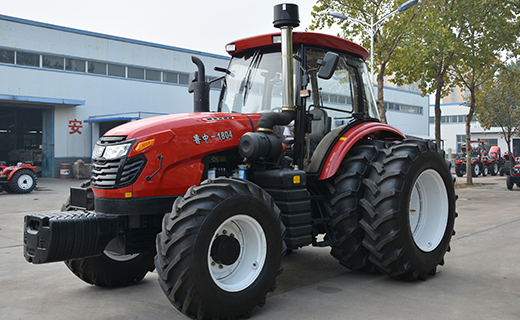 利来w66国际-1804型拖拉机
