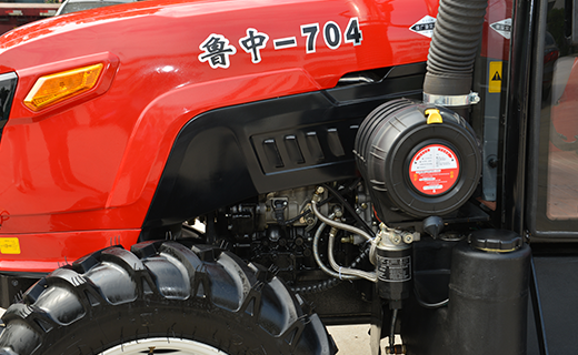 利来w66国际-600型拖拉机