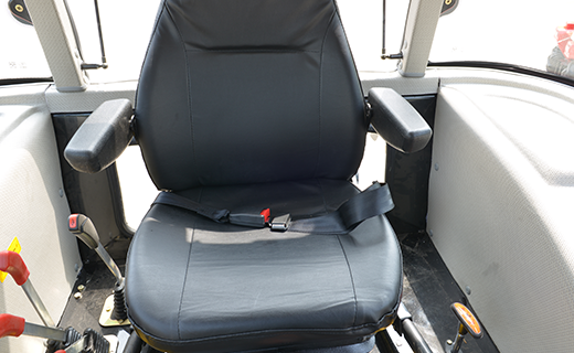 利来w66国际-1504型拖拉机